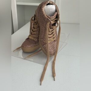 GUESS Women's Brown Patterned Sneakers